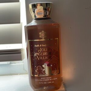 jolly gingerbread village shower gel